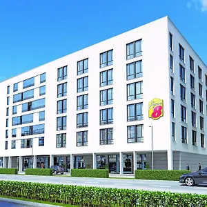 Hotell Super 8 By Wyndham West, München
